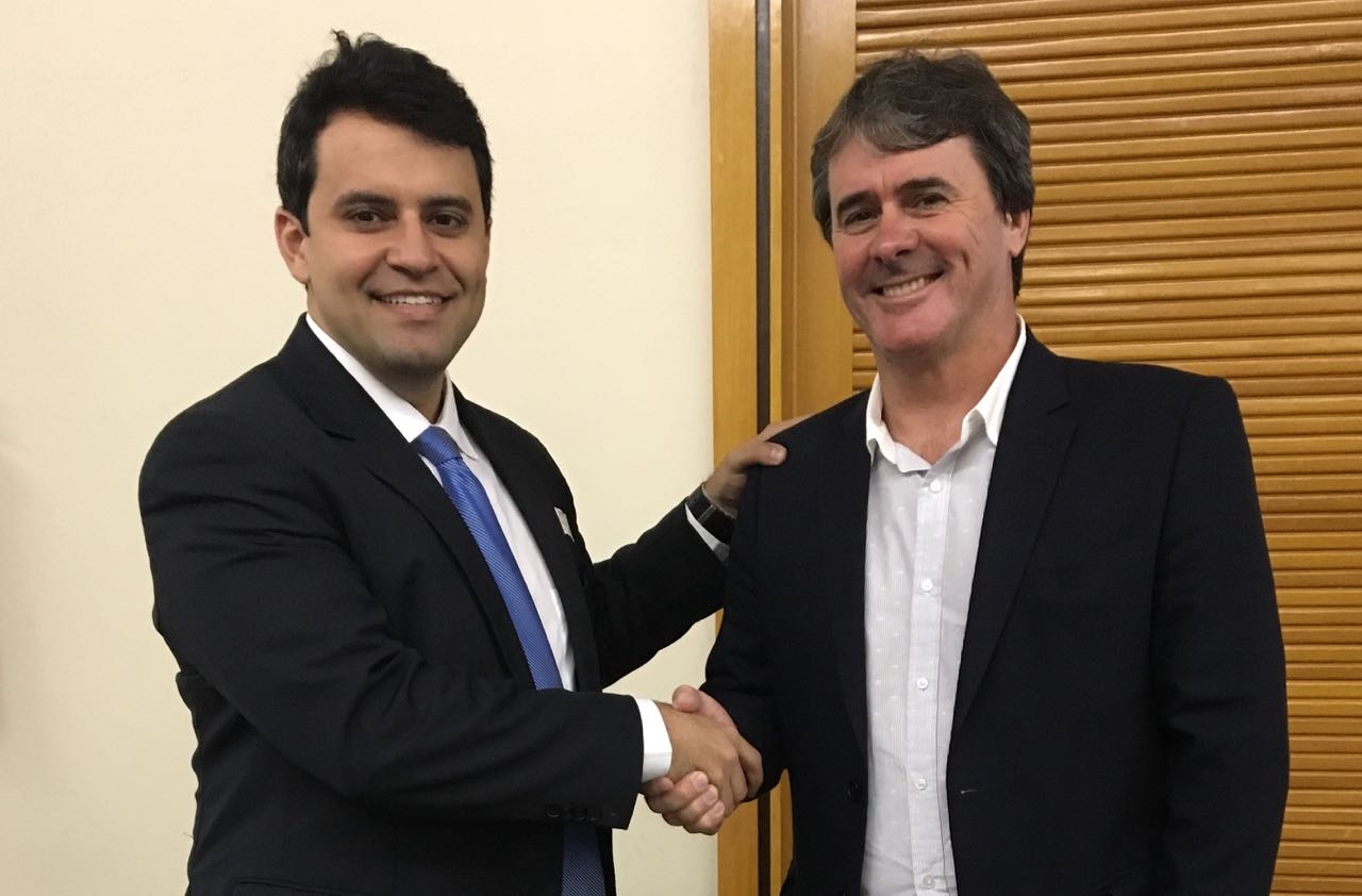 foto diretor amunes
